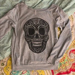 Skull candy long sleeve shirt